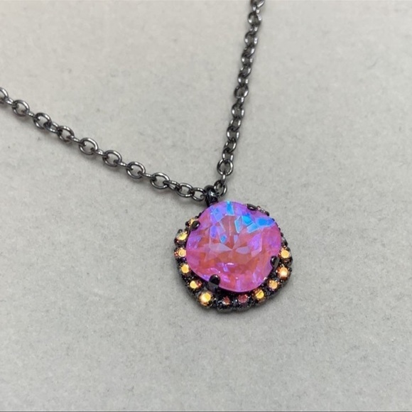 Handmade Pink Swarovski Crystal Necklace - Picture 7 of 12